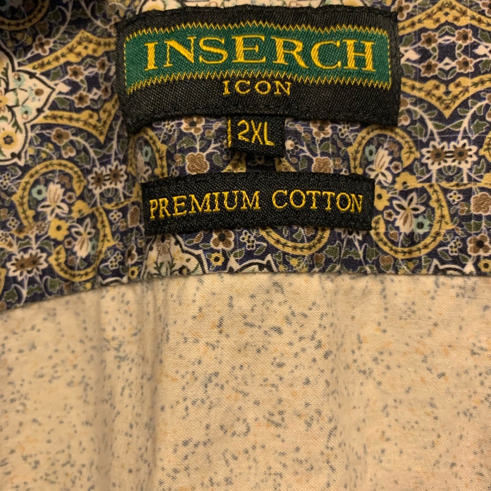 Insearch size 2XL short sleeve button down - Picture 3 of 3